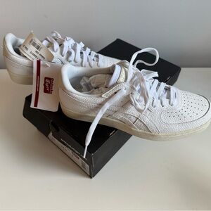 Onitsuka Tiger White Sneakers Breathable Design
